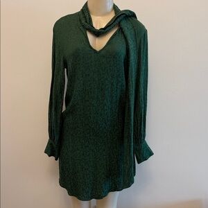 H&M Dark Green Long Sleeve Dress